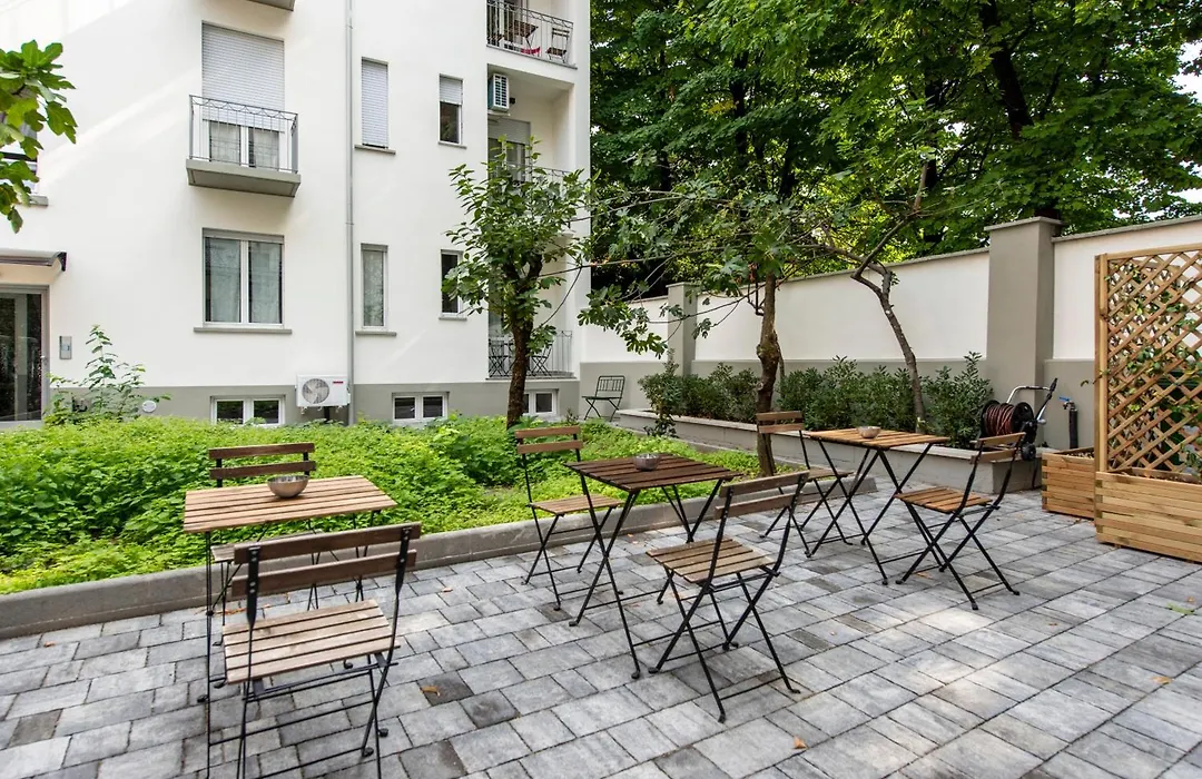 Aristotele Building - B Home-1